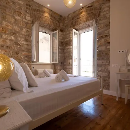 Apartment La Cantada - Renovated In Corfu Town *